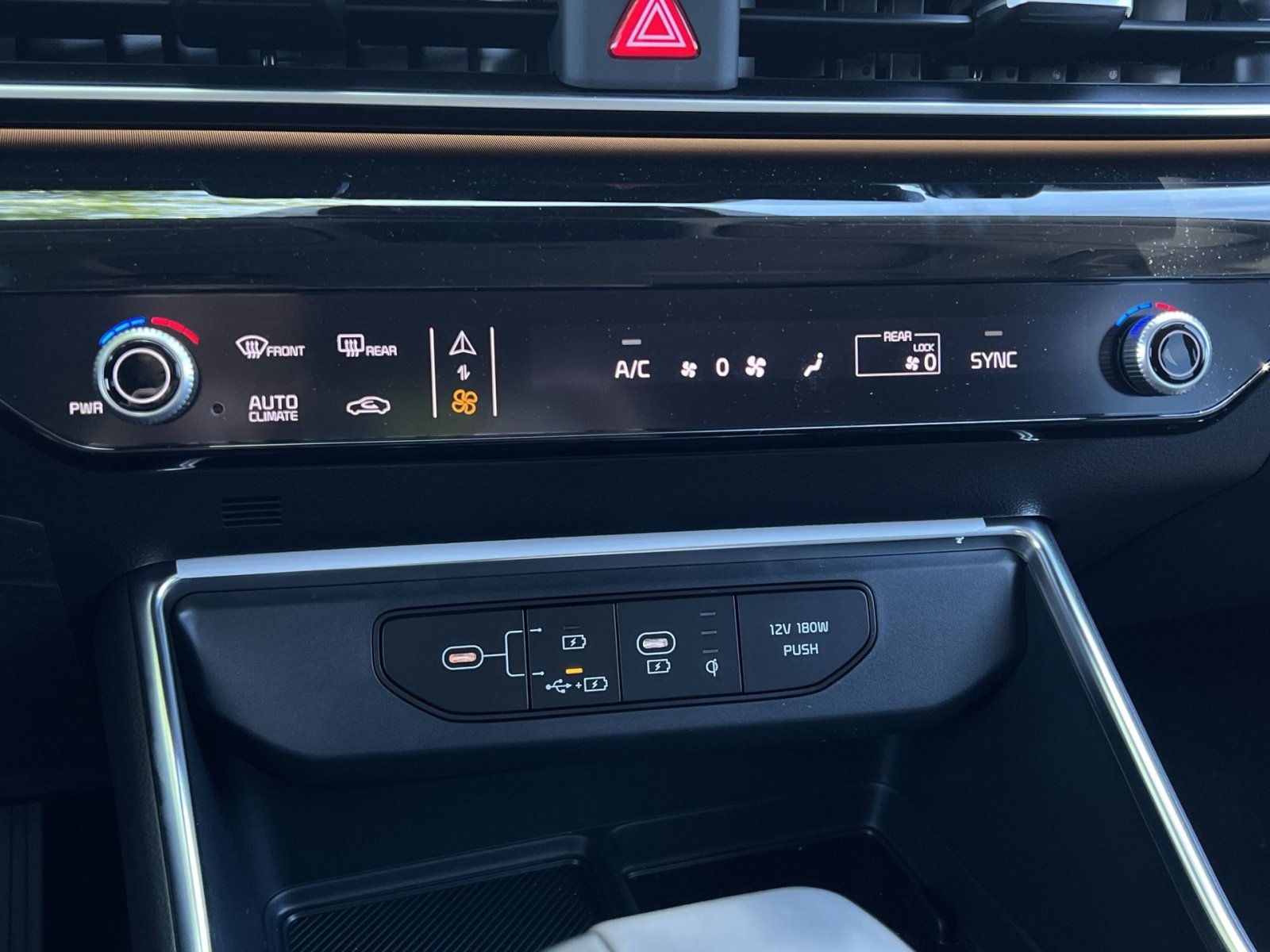 New 2026 Kia Carnival SX Prestige FWD image 32