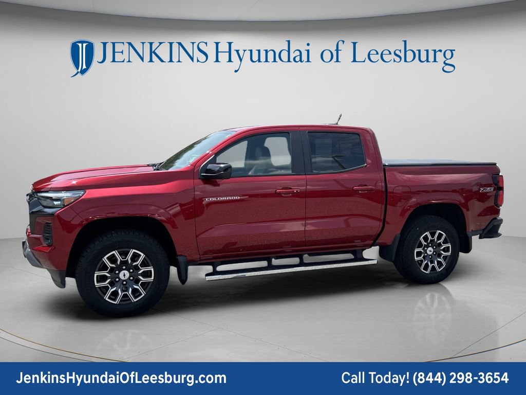 Used 2023 Chevrolet Colorado Z71 w/ Z71 Convenience Package 2 AWD/4WD image 10