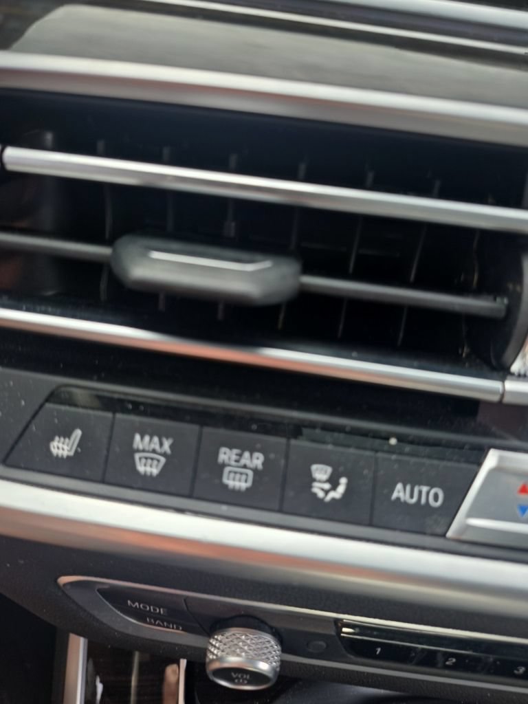 Used 2020 BMW X5 xDrive40i w/ Convenience Package AWD/4WD image 20