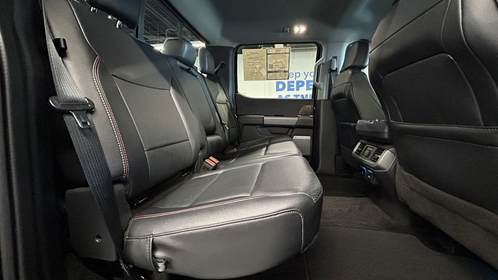 Used 2022 Ford F150 Lariat w/ Equipment Group 502A High image 19