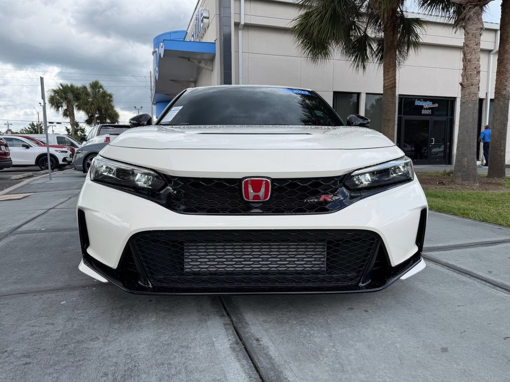 Used 2023 Honda Civic Type R image 2