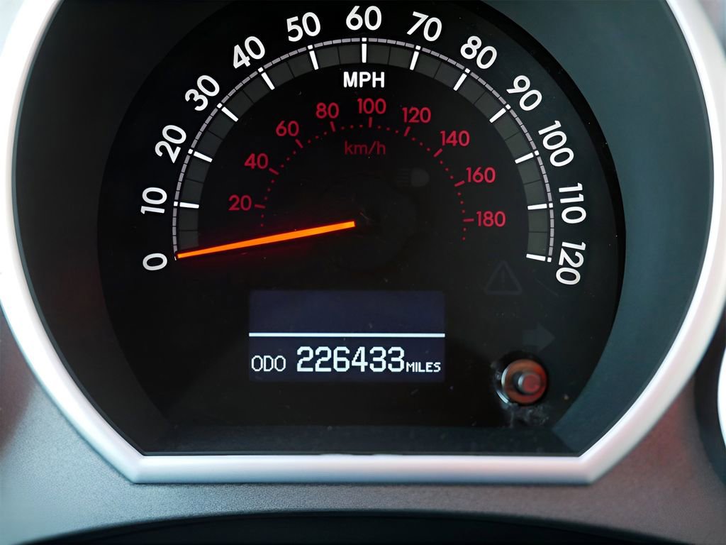 Used 2017 Toyota Sequoia Platinum AWD/4WD image 24