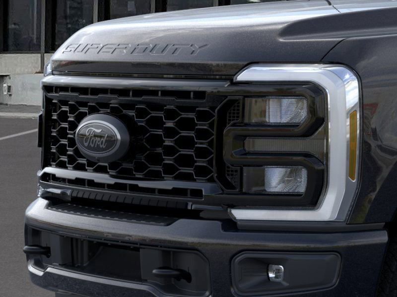 New 2026 Ford F350 XLT w/ XLT Premium Package AWD/4WD image 17