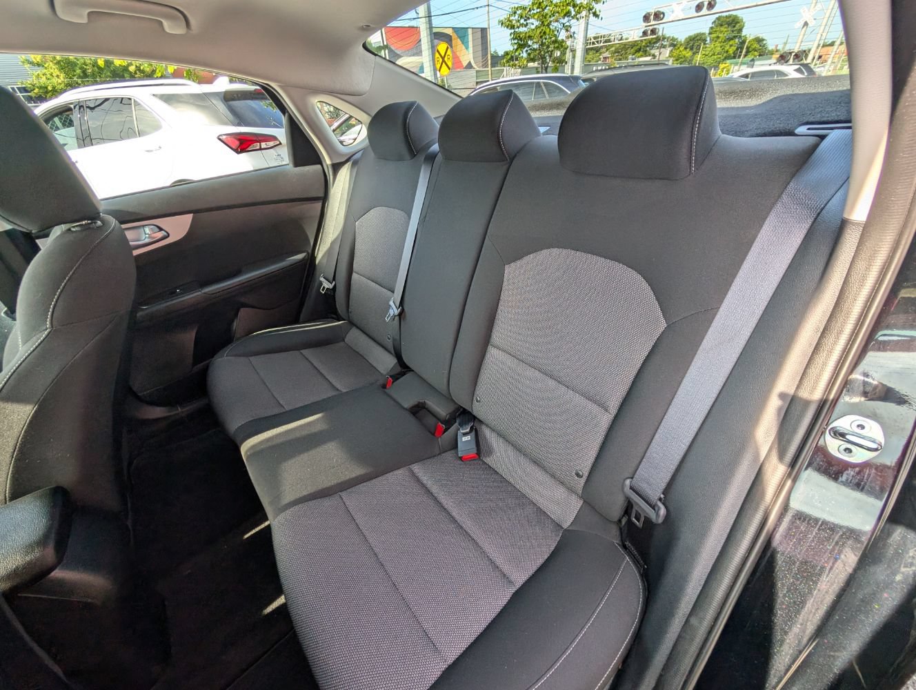 Used 2024 Kia Forte LXS w/ LXS Technology Package FWD image 18