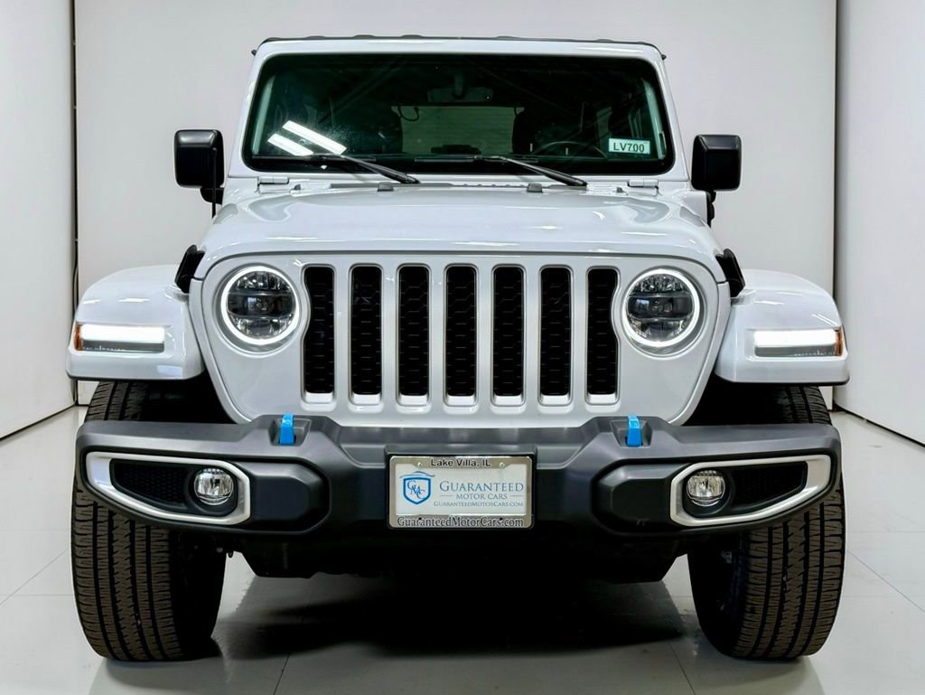 Used 2023 Jeep Wrangler Sahara w/ Cold Weather Group image 9