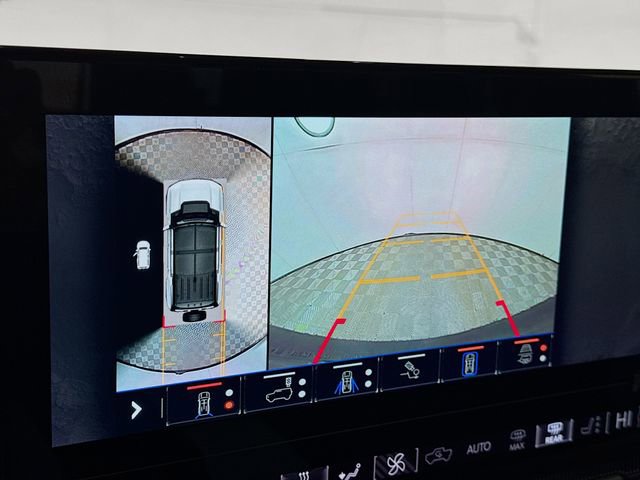 Used 2024 GMC Hummer EV 2X w/ Extreme Off-Road Package image 15