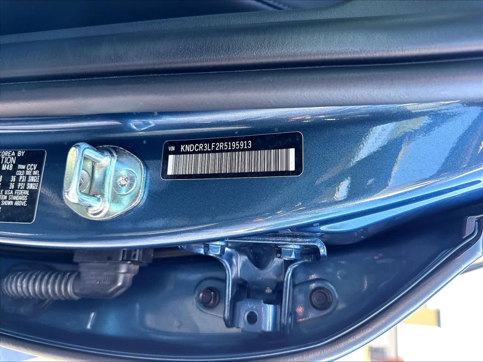 Used 2024 Kia Niro SX Touring FWD image 35