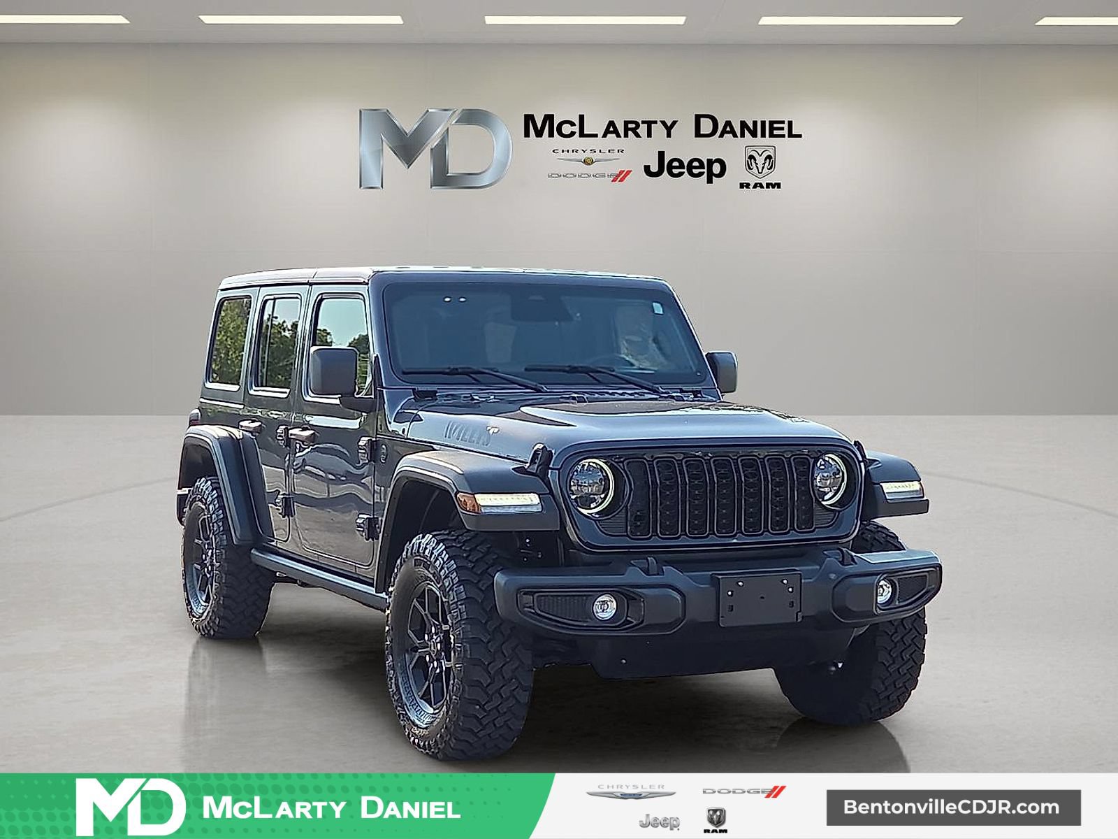 Used 2025 Jeep Wrangler Unlimited Sport AWD/4WD image 1