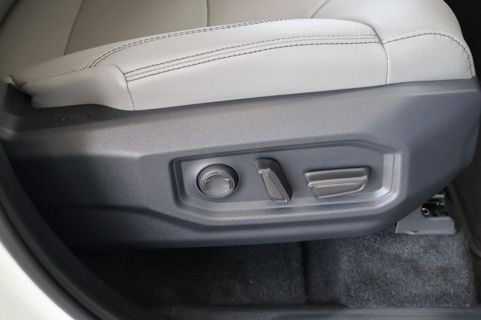Used 2026 Toyota Tundra Limited RWD image 19