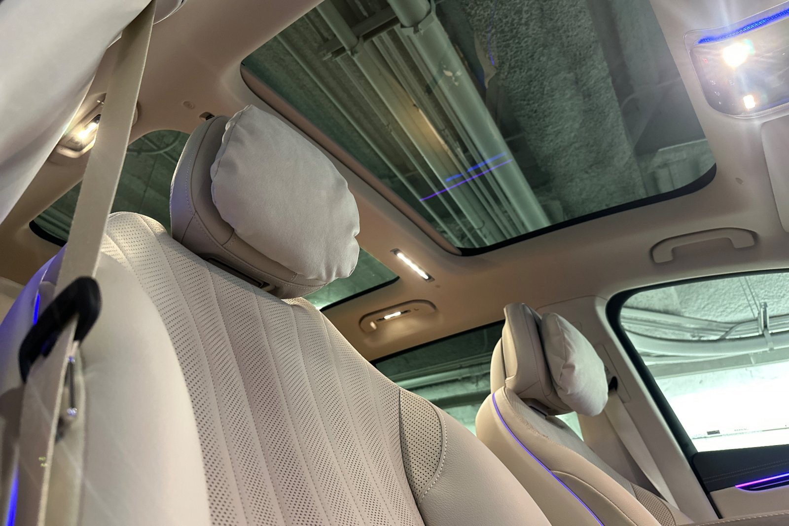 New 2026 Mercedes-Benz EQS 400 4MATIC SUV image 17