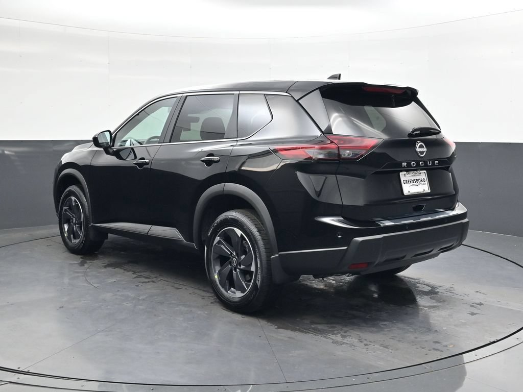 Certified 2026 Nissan Rogue SV FWD image 8