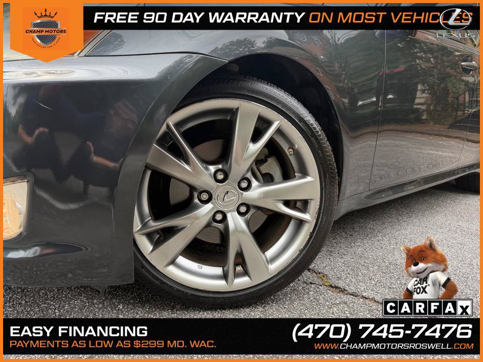 Used 2010 Lexus IS 250 w/ Preferred Accessory Package RWD image 4