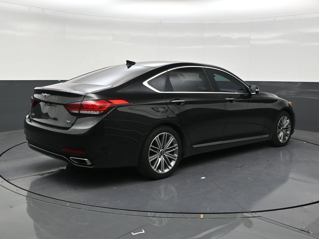 Used 2019 Genesis G80 3.8 RWD image 5