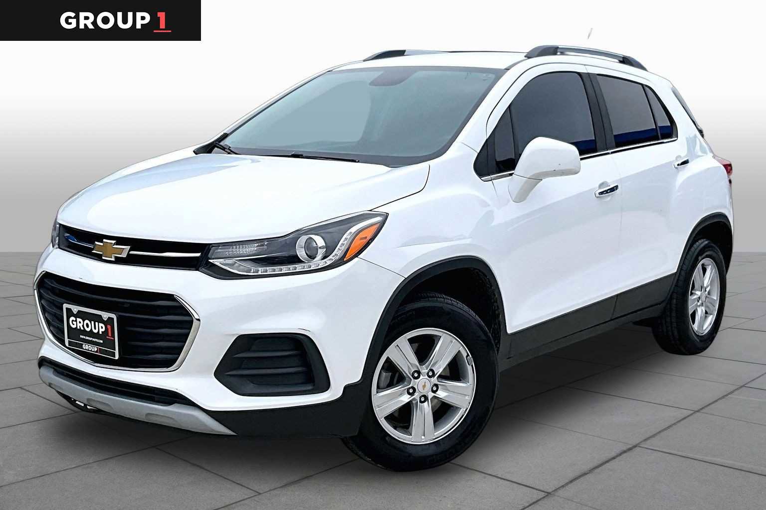 Used 2020 Chevrolet Trax LT w/ LT Convenience Package AWD/4WD image 1
