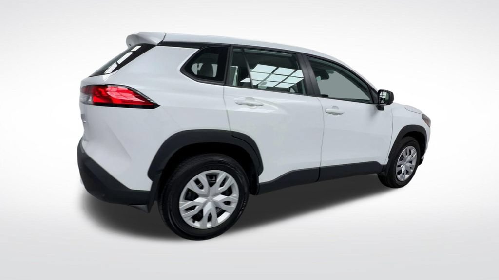 Certified 2023 Toyota Corolla Cross L AWD/4WD image 9