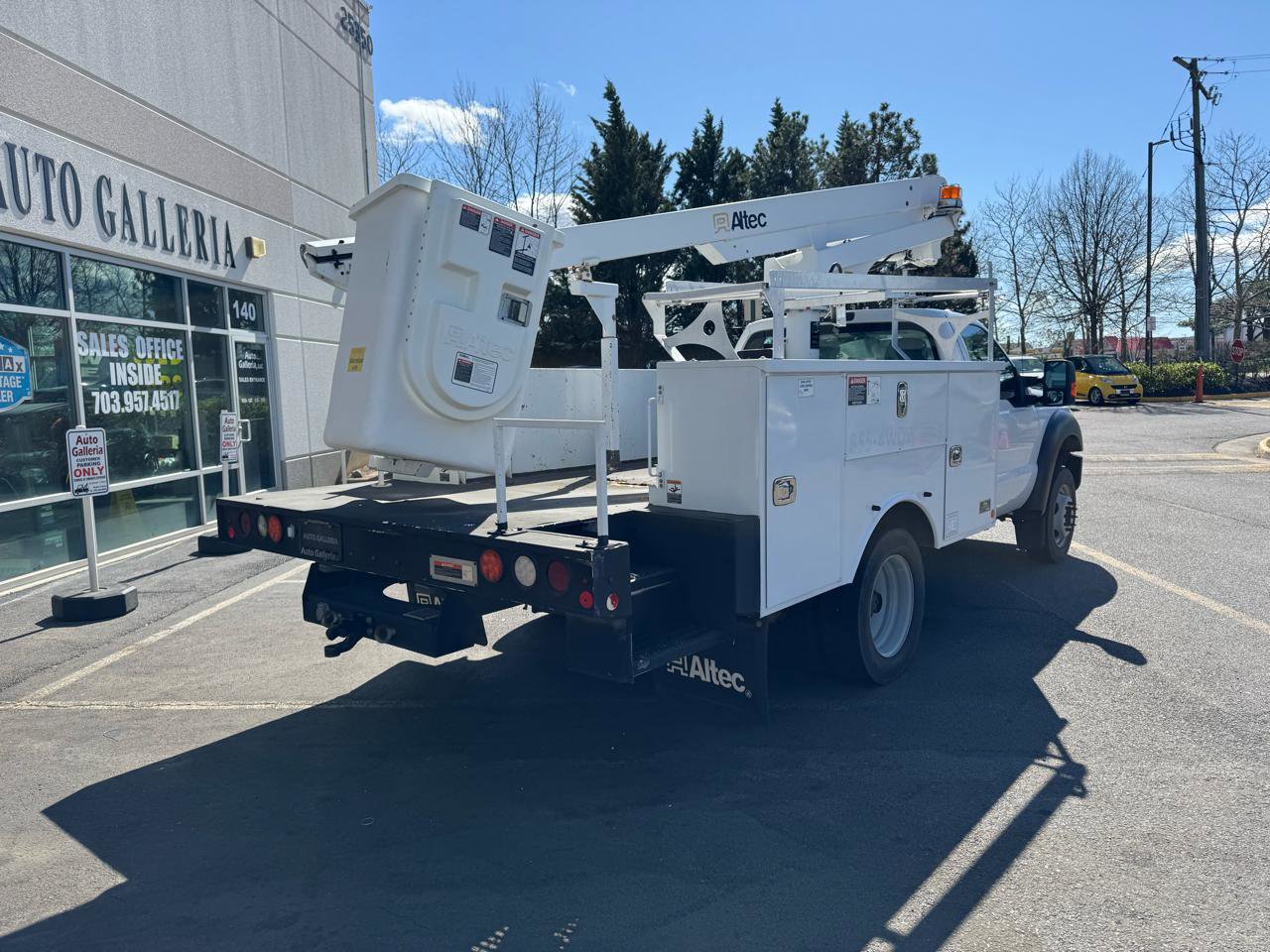 Used 2015 Ford F450 XL w/ Power Equipment Group image 16