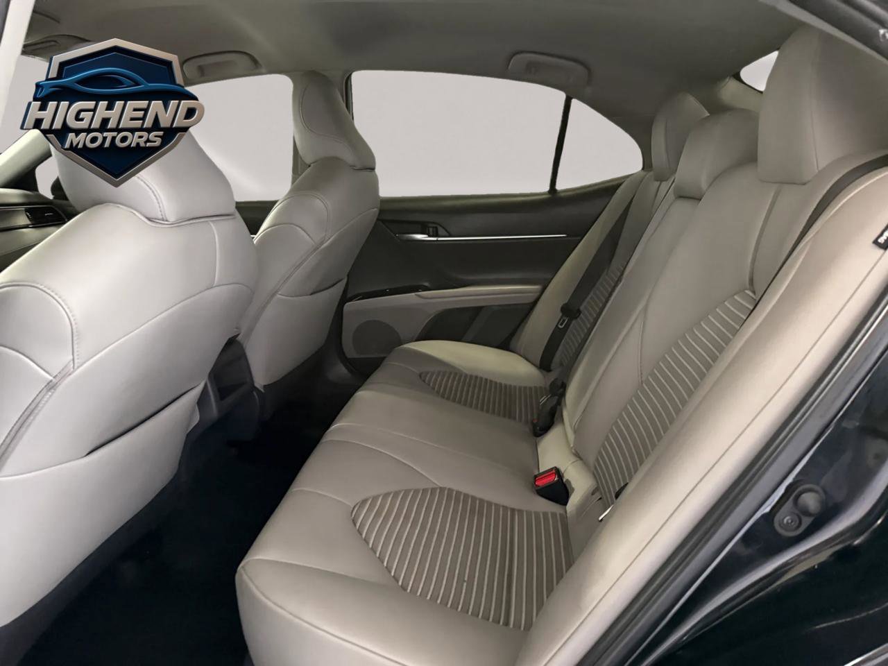 Used 2019 Toyota Camry SE image 14