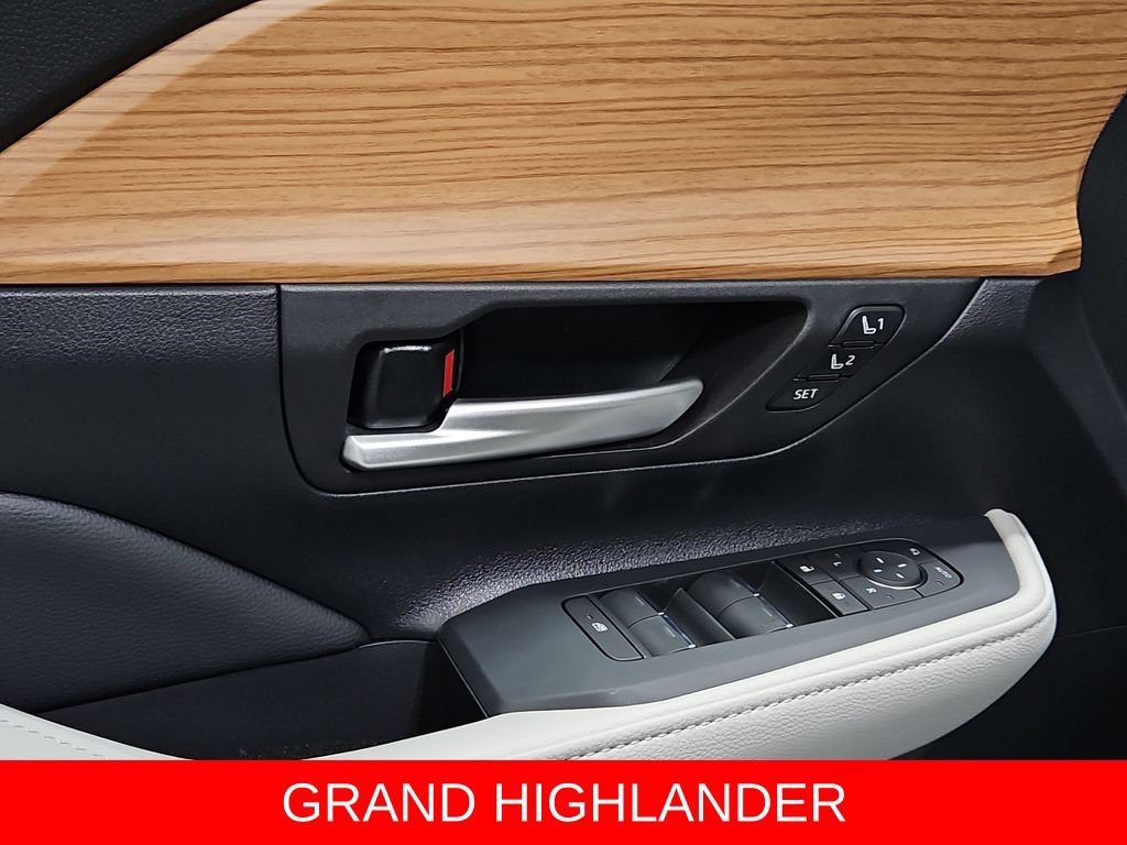 New 2026 Toyota Grand Highlander AWD image 11