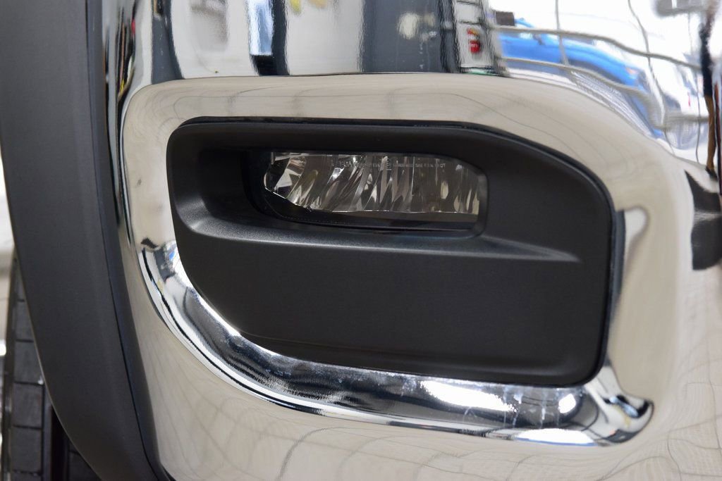 Used 2025 RAM 5500 Tradesman w/ Safety Group image 8