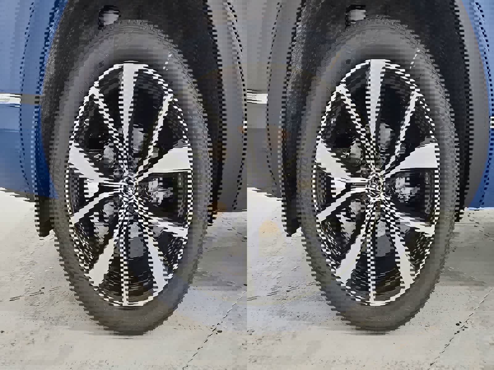 New 2026 Volkswagen Atlas SEL Premium R-Line image 13