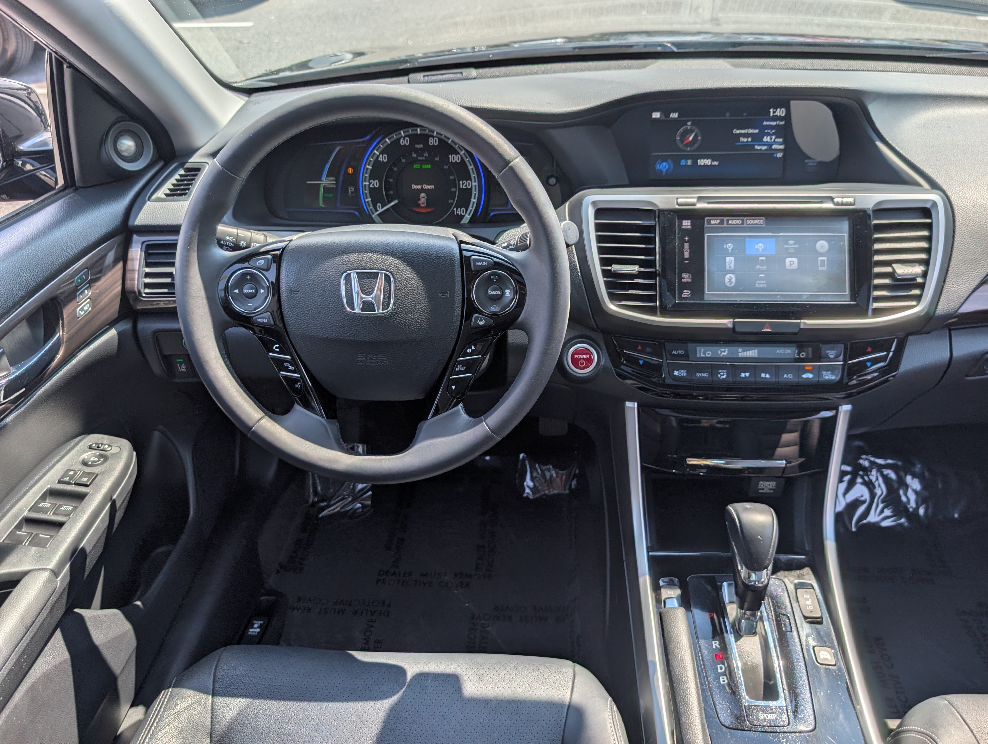 Used 2017 Honda Accord Touring image 16