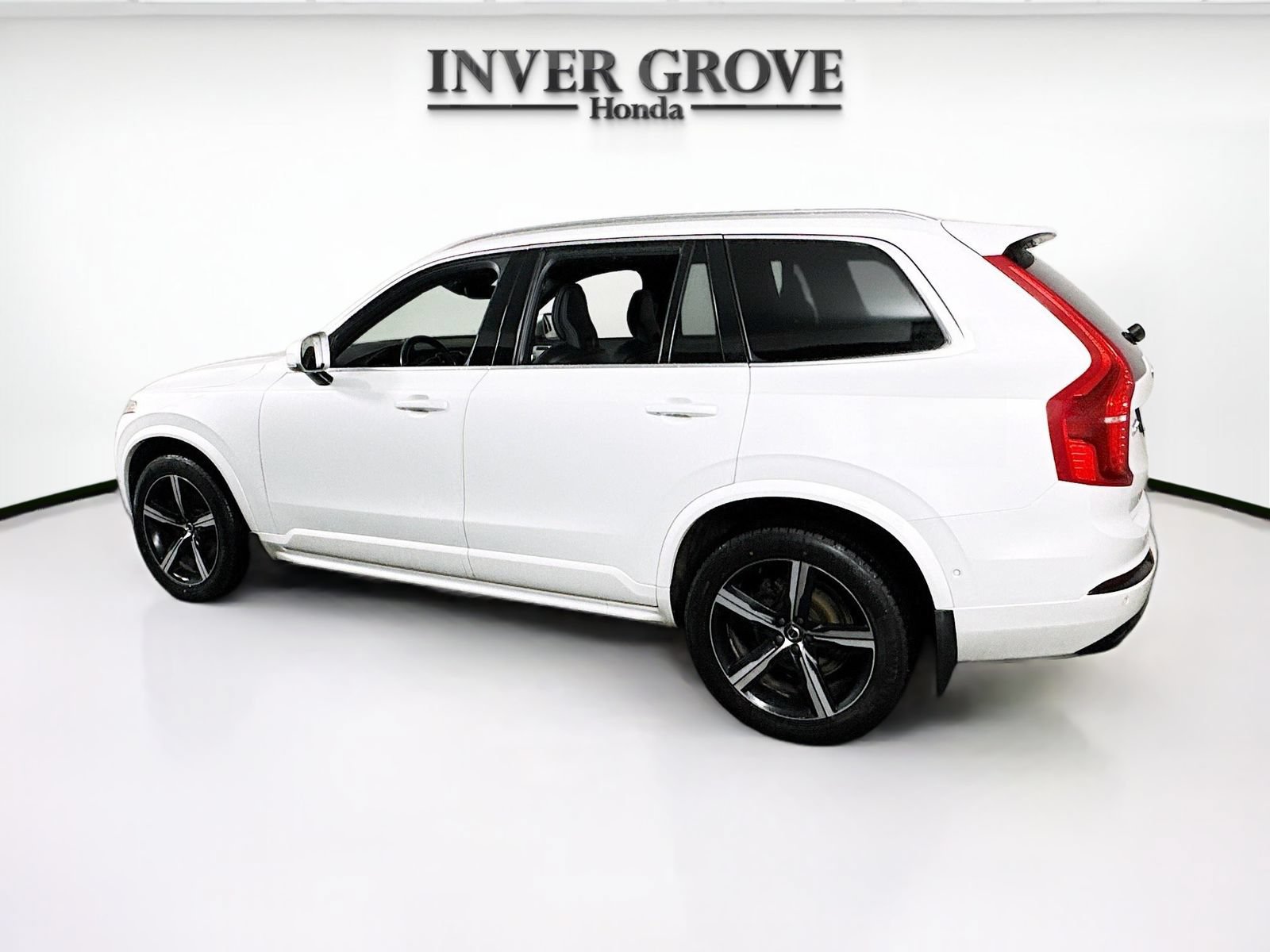Used 2019 Volvo XC90 T6 R-Design w/ Advanced Package AWD/4WD image 7