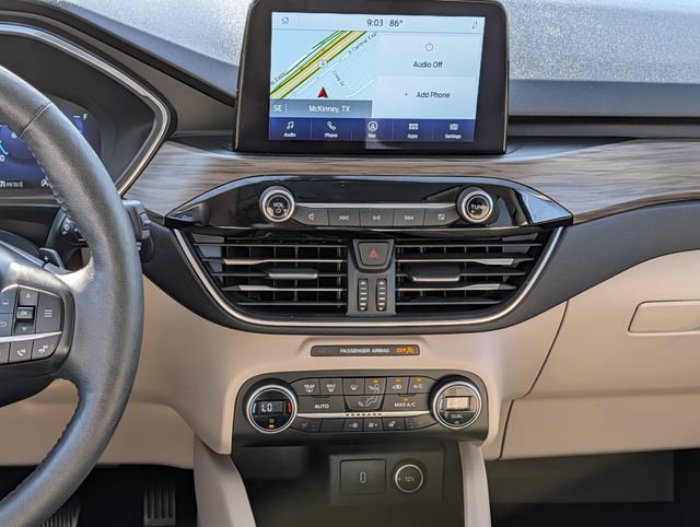 Used 2020 Ford Escape Titanium AWD/4WD image 15