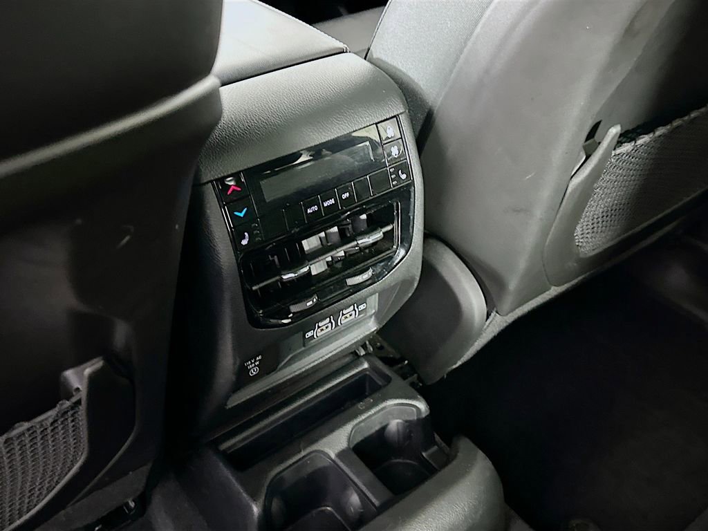 Certified 2025 Jeep Grand Cherokee L Limited image 36