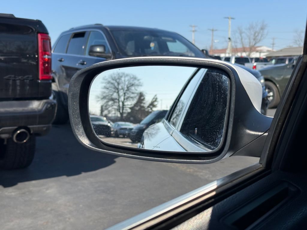 Used 2020 Dodge Charger SXT image 18