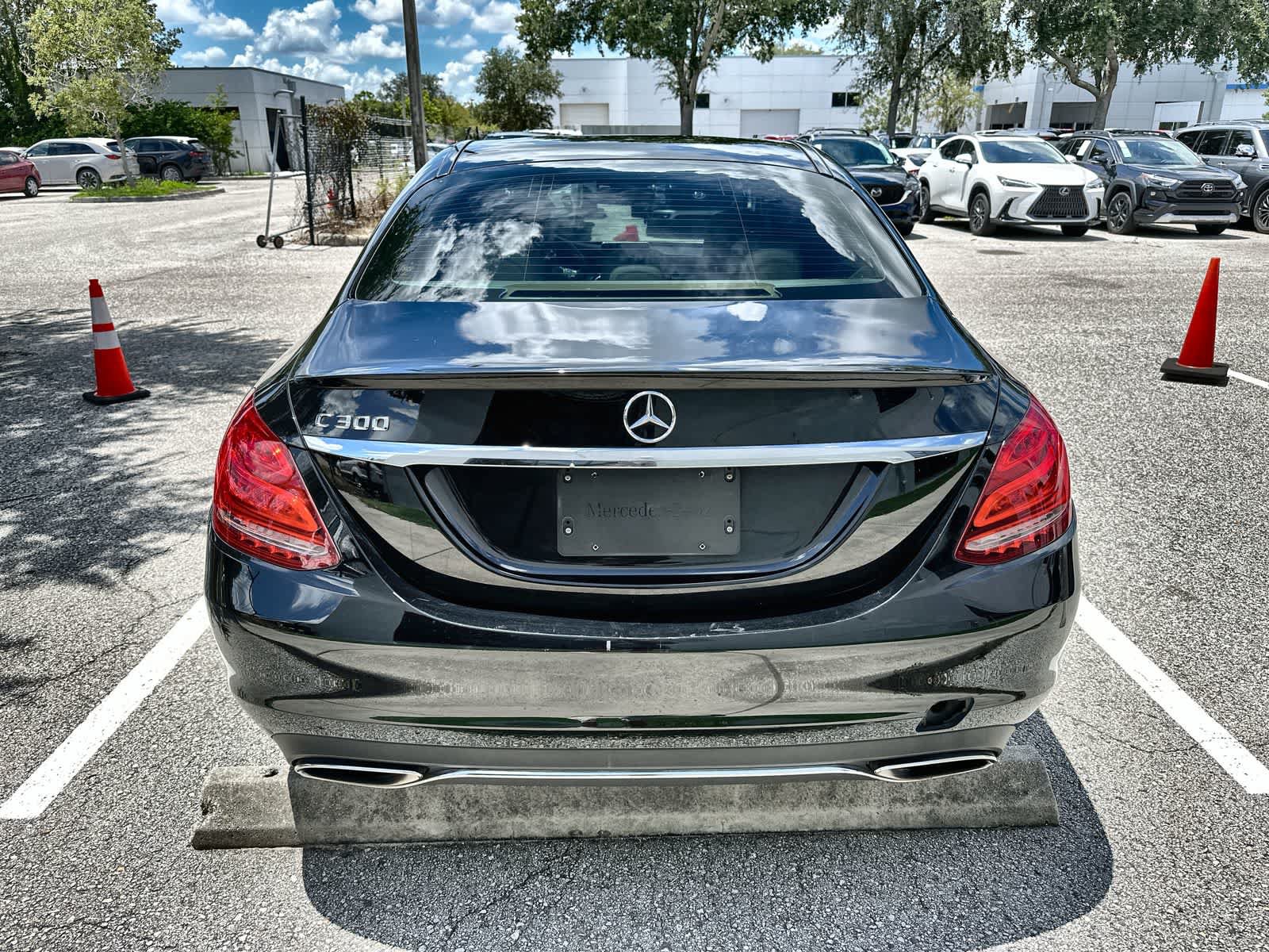 Used 2015 Mercedes-Benz C 300 Sedan image 7