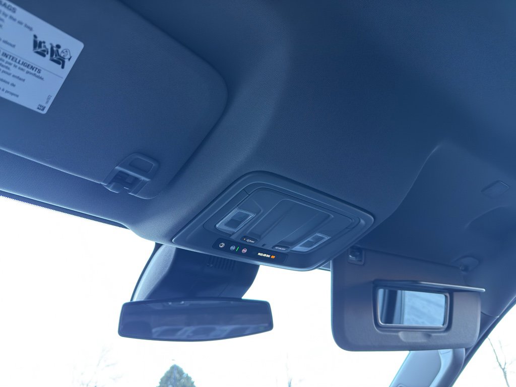 Used 2025 Chevrolet Silverado 1500 LT image 26