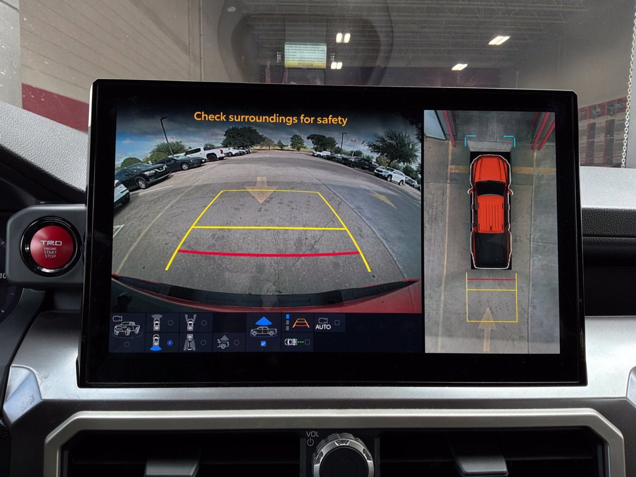 Used 2024 Toyota Tacoma TRD Sport w/ TRD Sport Premium Package RWD image 40