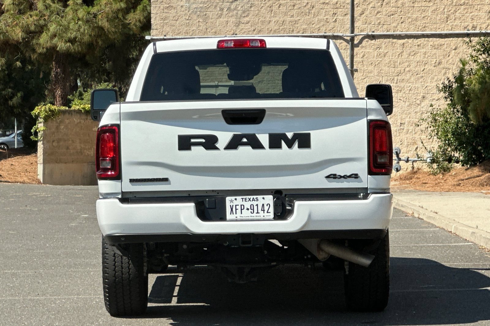 Used 2025 RAM 2500 Big Horn AWD/4WD image 4