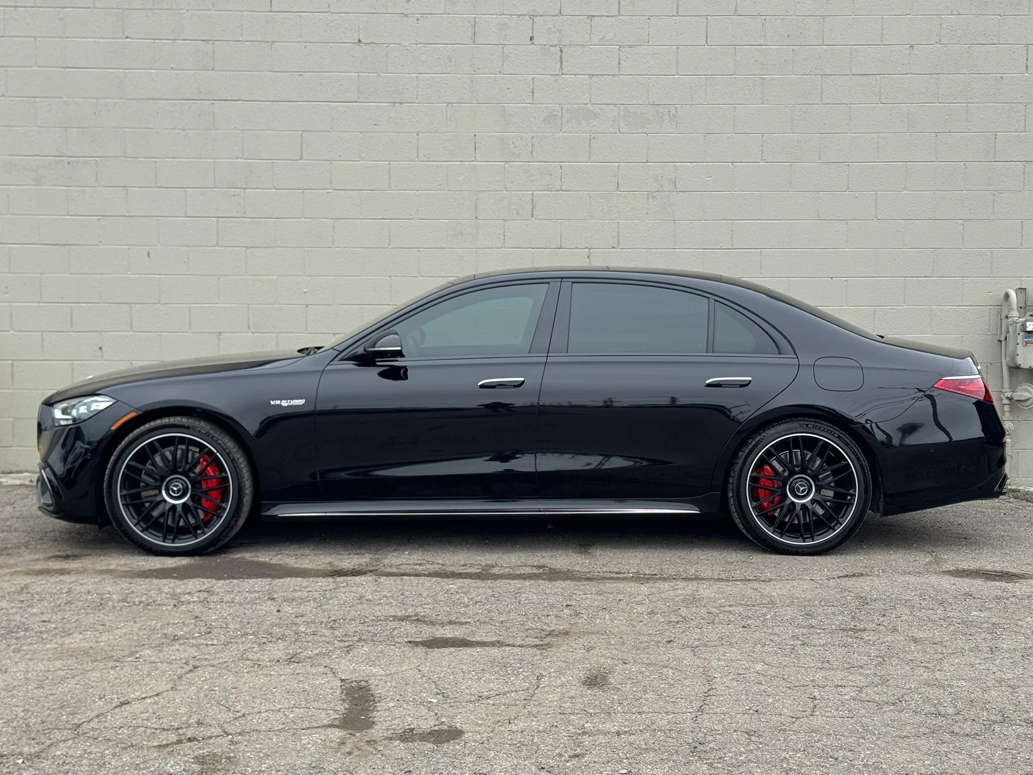 Used 2024 Mercedes-Benz S 63 AMG S image 3