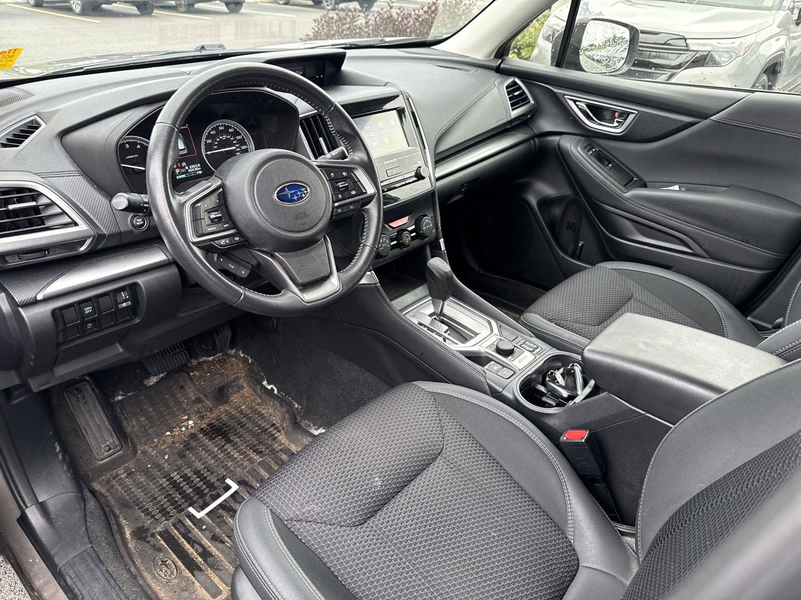 Used 2024 Subaru Forester Premium AWD/4WD image 7