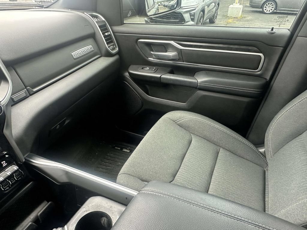 Used 2023 RAM 1500 Big Horn AWD/4WD image 32
