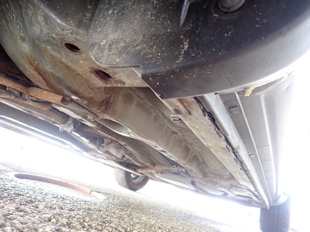 Used 2013 Dodge Avenger SE FWD image 34