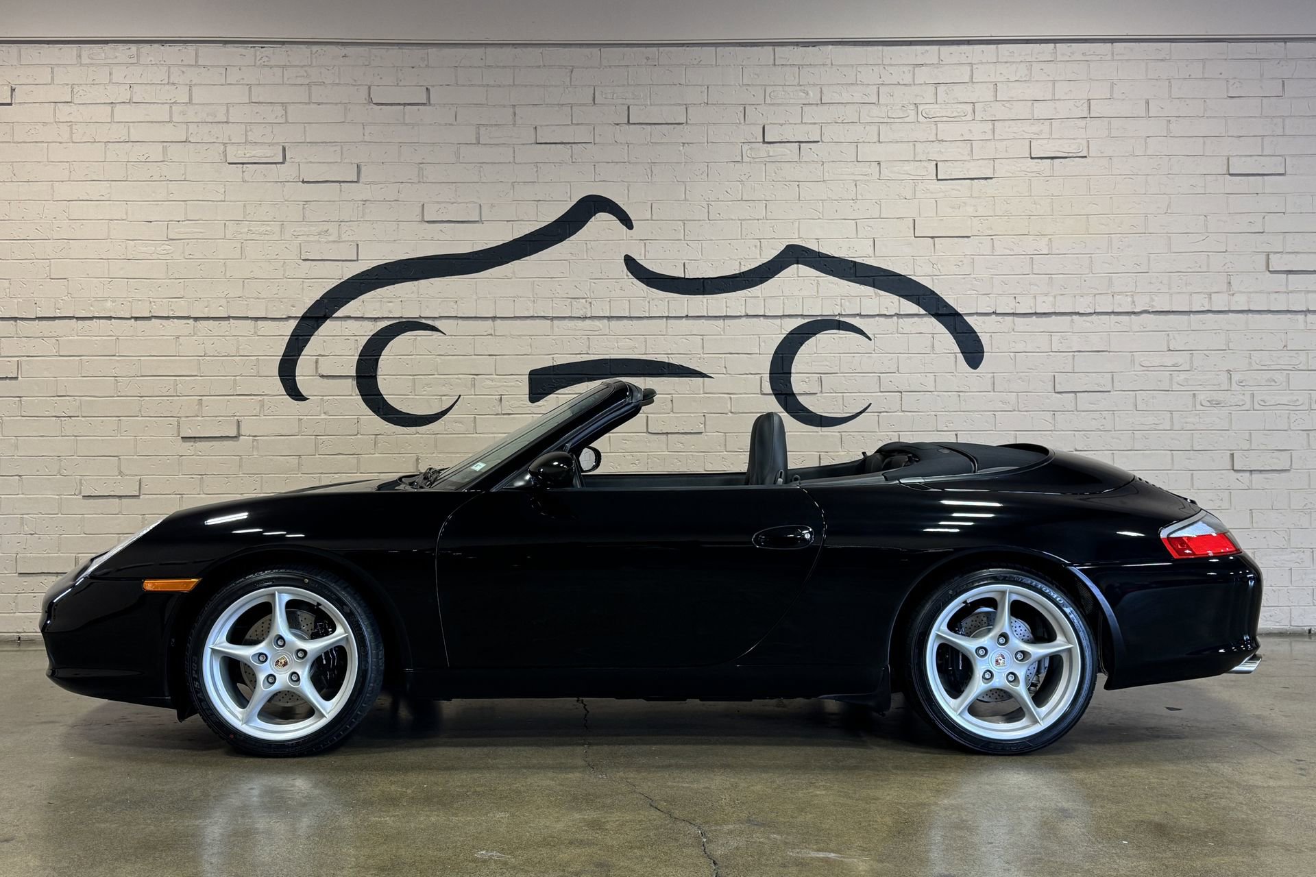 Used 2003 Porsche 911 Carrera RWD image 12