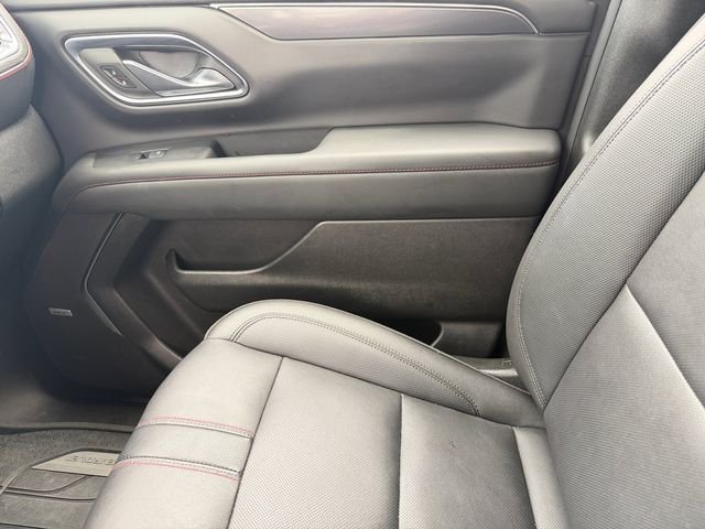 Used 2024 Chevrolet Tahoe RST w/ Luxury Package AWD/4WD image 30