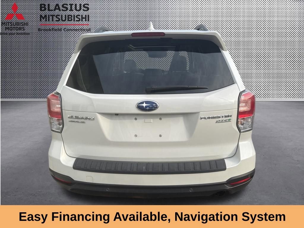 Used 2017 Subaru Forester 2.5i Limited AWD/4WD image 9