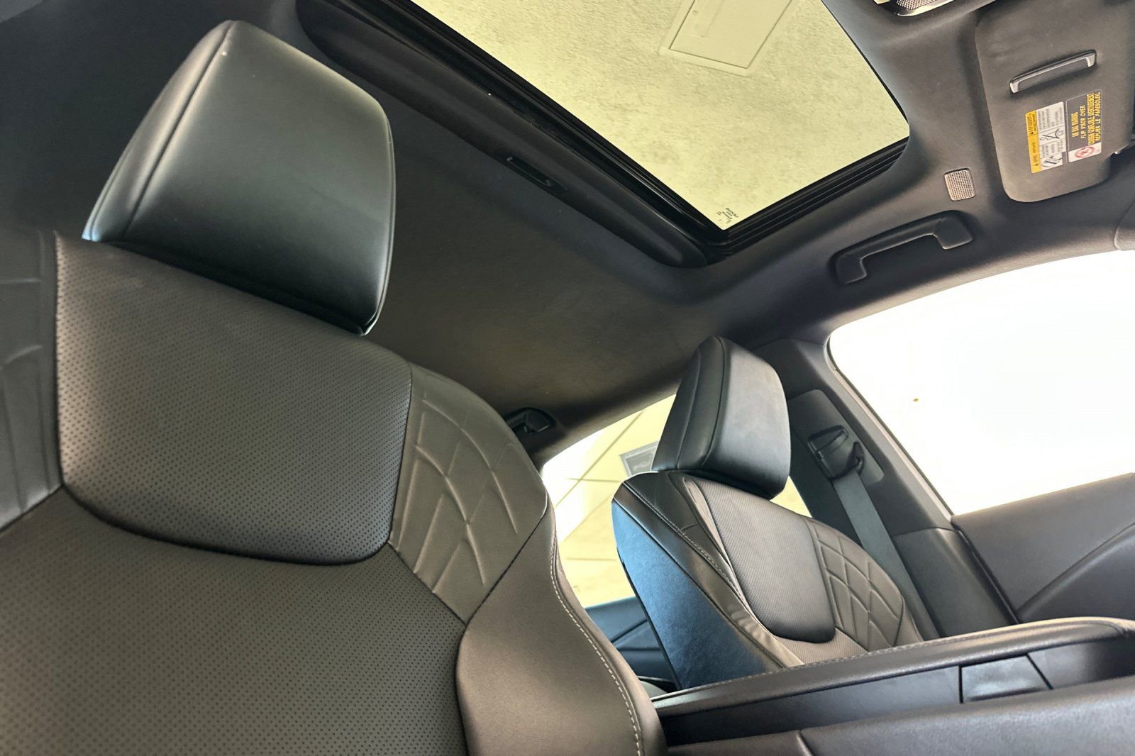 Certified 2024 Lexus RX 350h w/ Convenience Package image 14