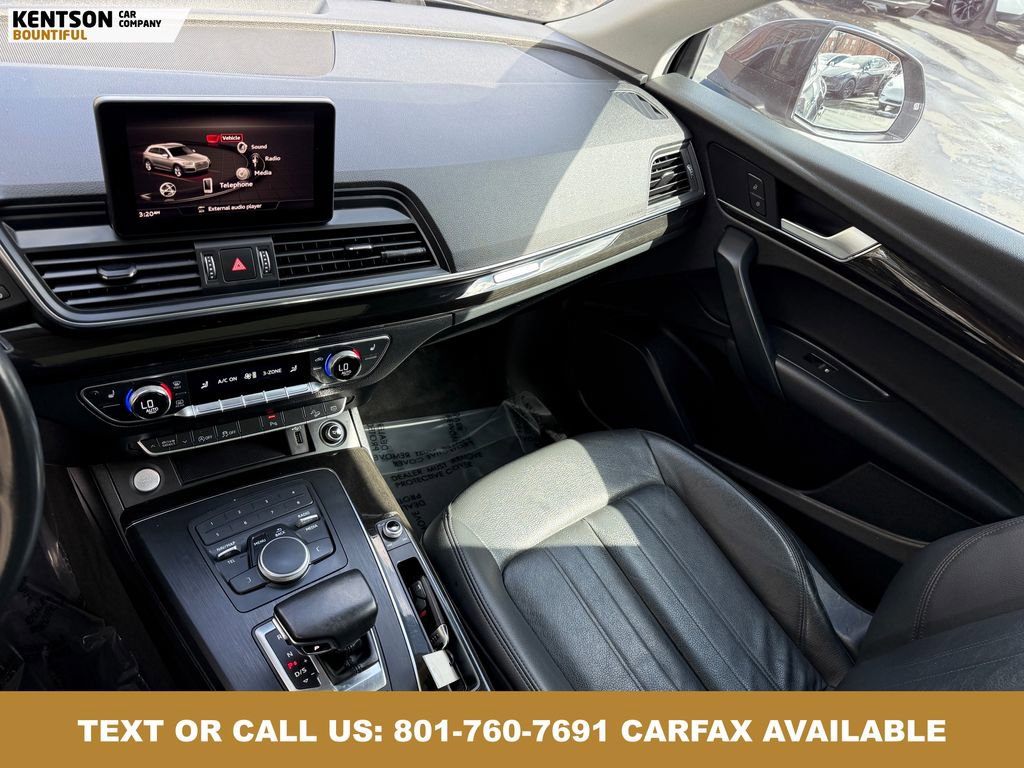 Used 2020 Audi Q5 2.0T Premium AWD/4WD image 24