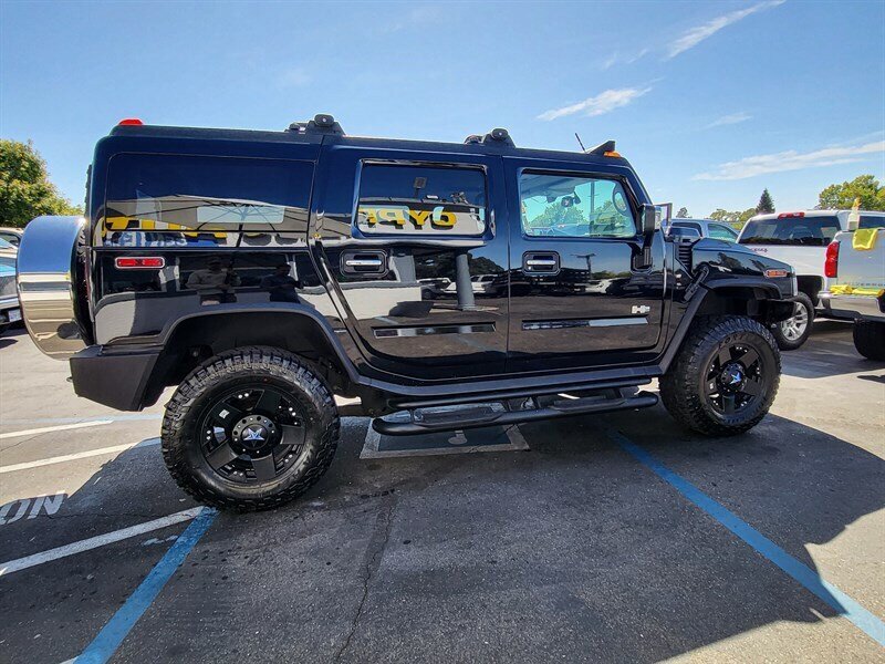 Used 2003 HUMMER H2 w/ Preferred Equipment Group AWD/4WD image 5