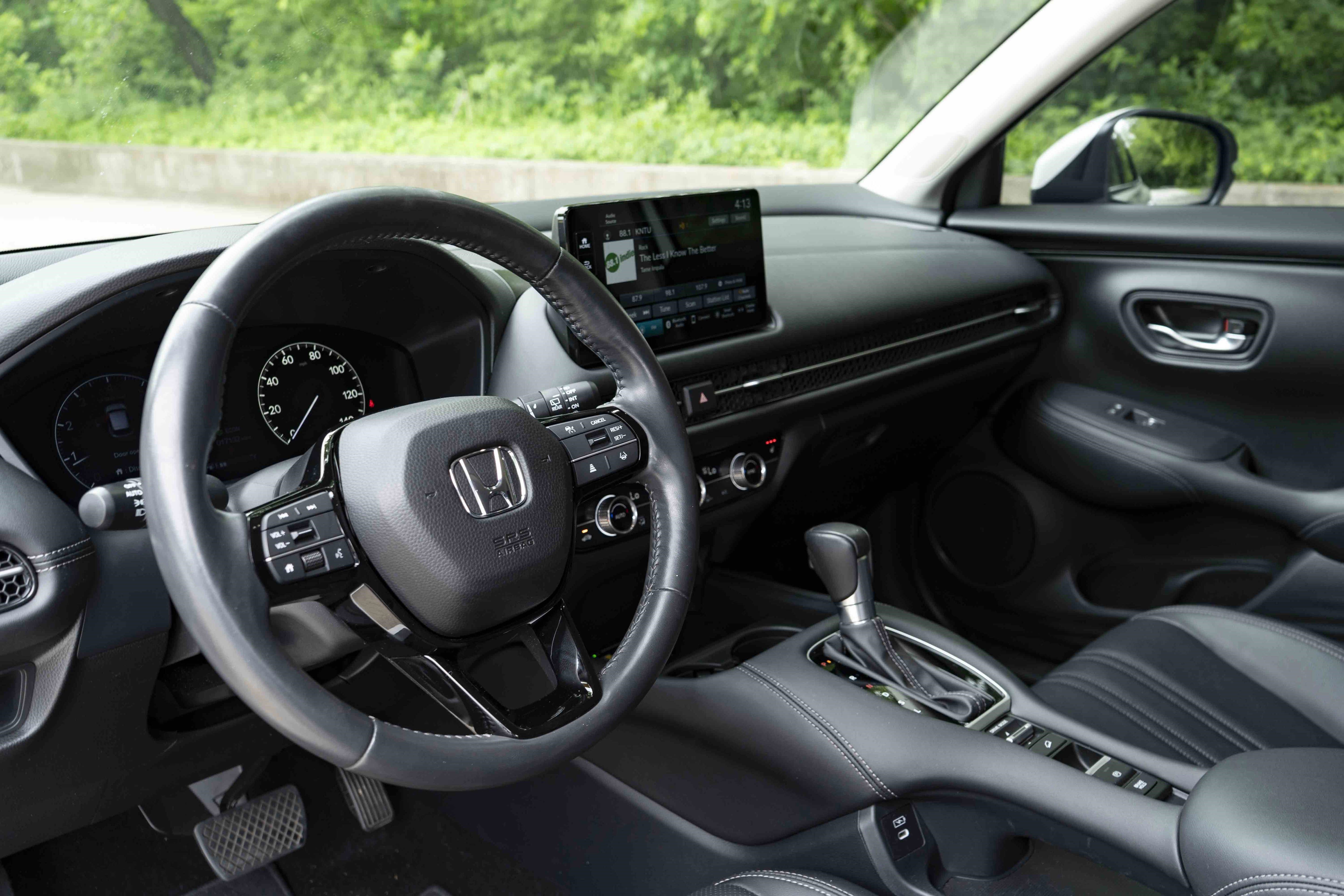 Used 2024 Honda HR-V EX-L image 16