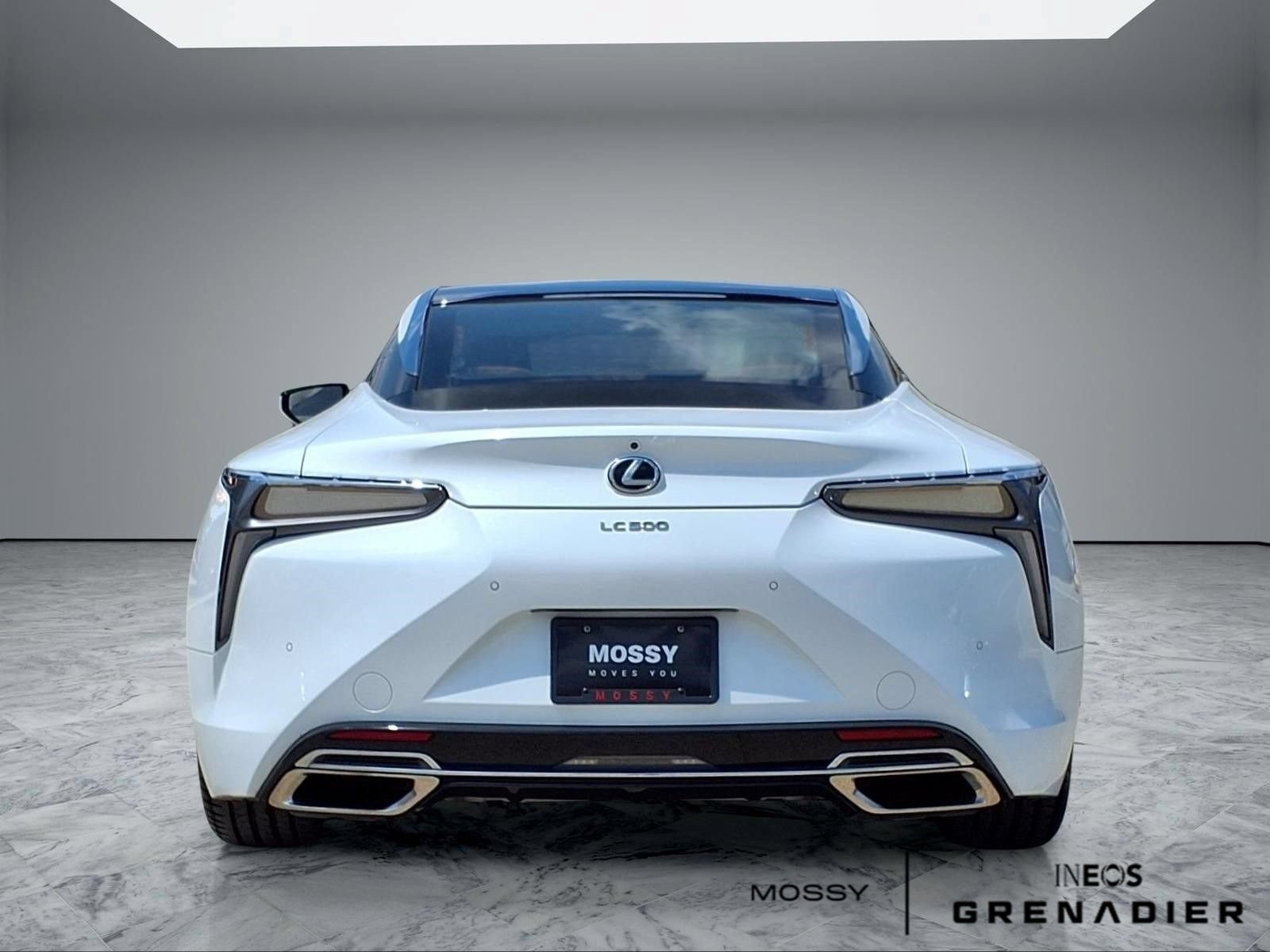 Used 2018 Lexus LC 500 Coupe w/ Sport Package RWD image 6
