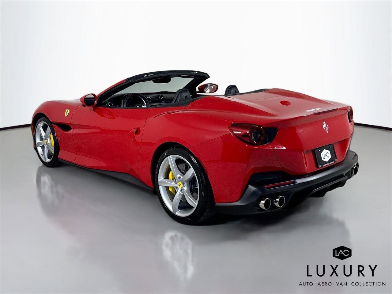 Used 2020 Ferrari Portofino image 8