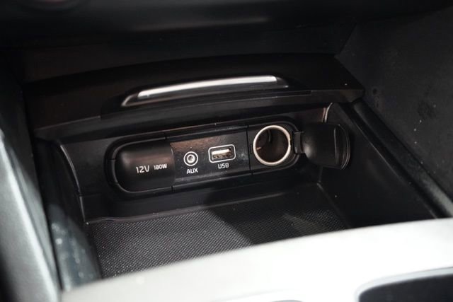 Used 2018 Kia Optima S image 28