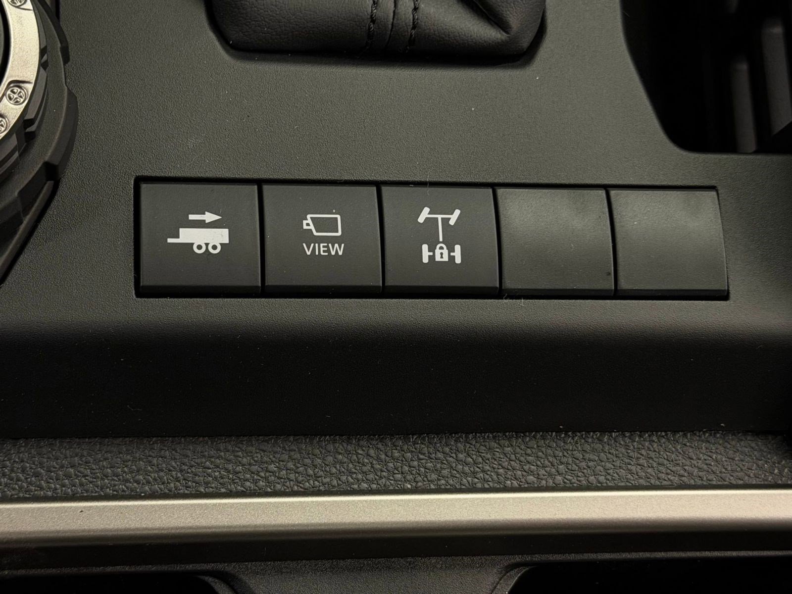 New 2026 Toyota 4Runner 4WD image 33