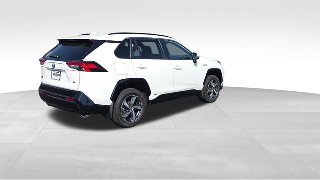 Used 2024 Toyota RAV4 SE w/ Weather & Moonroof Package AWD/4WD image 5