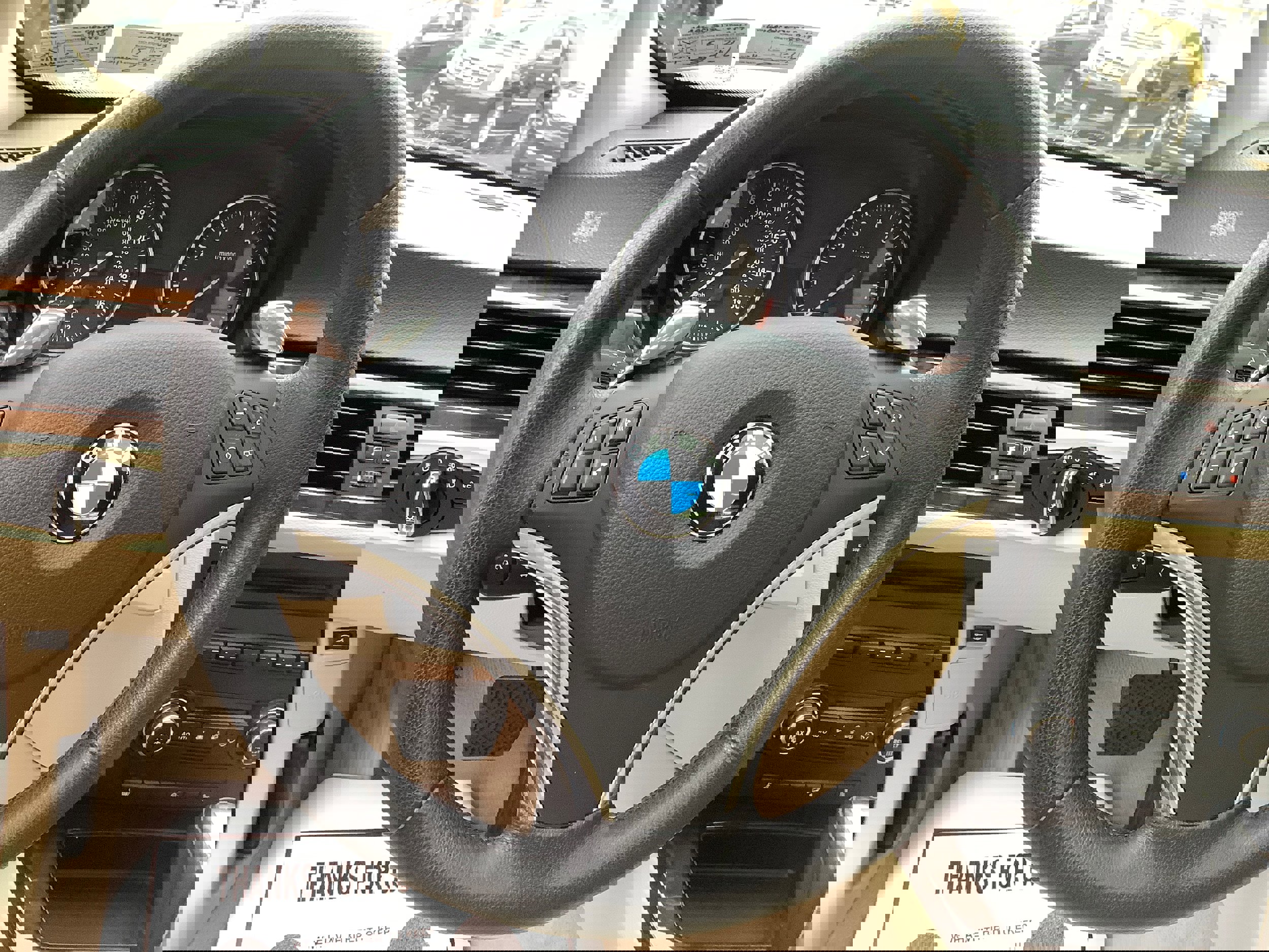 Used 2009 BMW 328i xDrive Coupe image 18